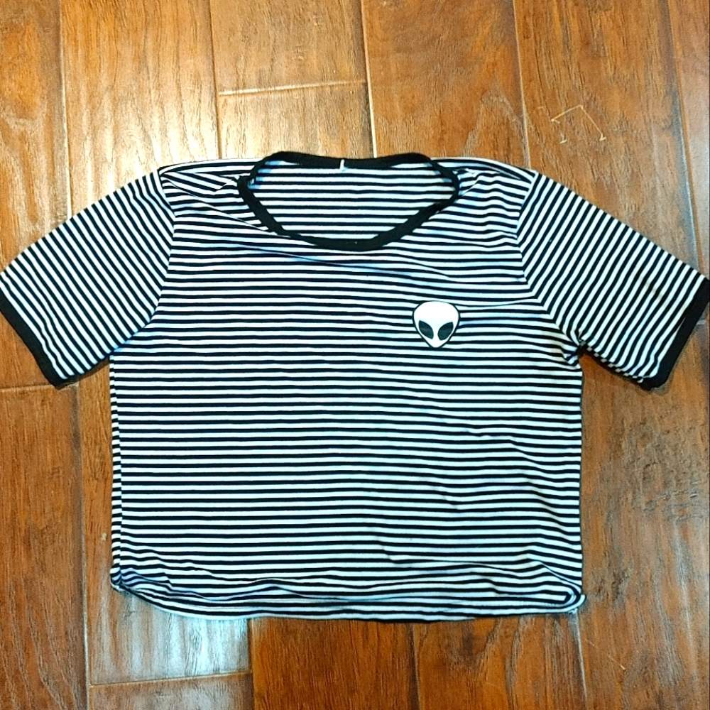 Free With Purchase OR $5 Cropped T-Shirt with Alien Decal